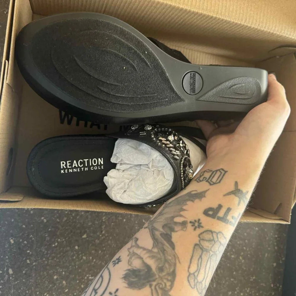 Reaction Kenneth Cole - Picture 3 of 5